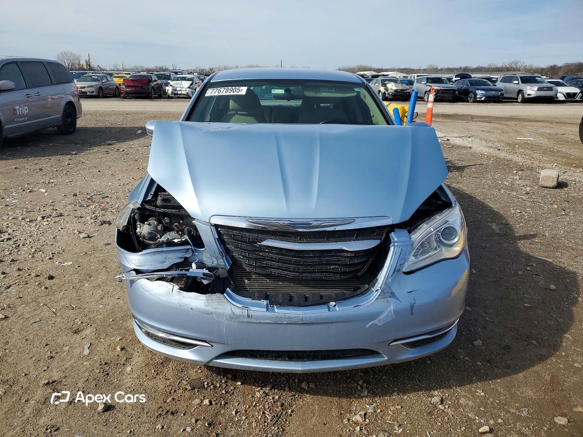 Chrysler 200 2012