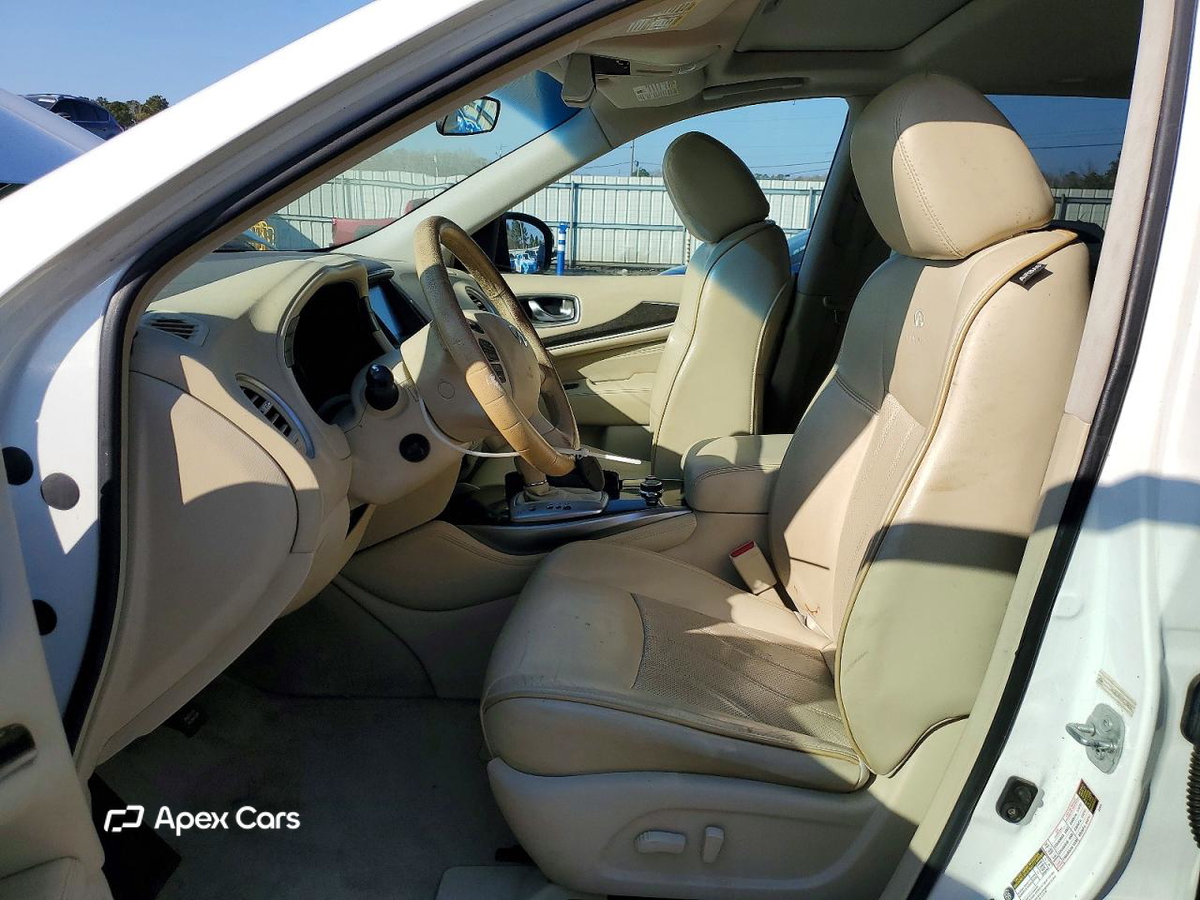 Infiniti JX 2013