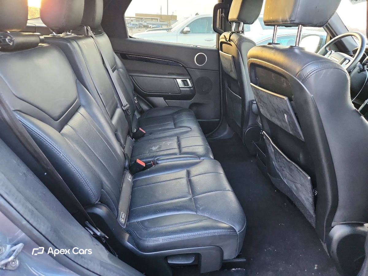 Land Rover Discovery 2020