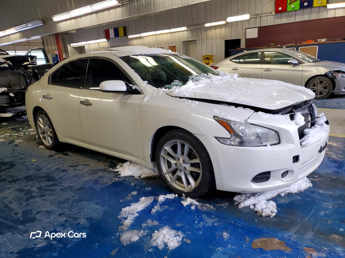 Nissan Maxima 2014