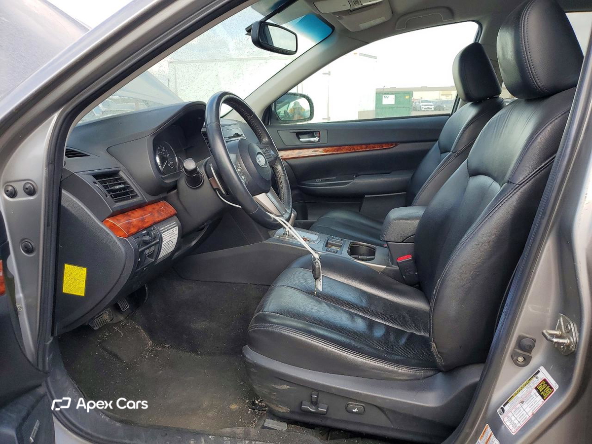 Subaru Outback 2011