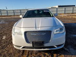 Chrysler 300 2016
