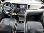 Toyota Sienna 2015