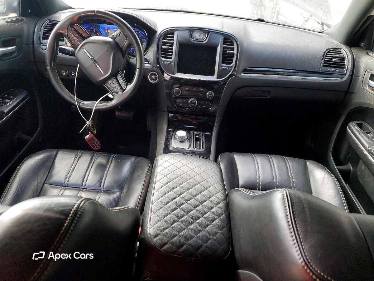Chrysler 300 2019