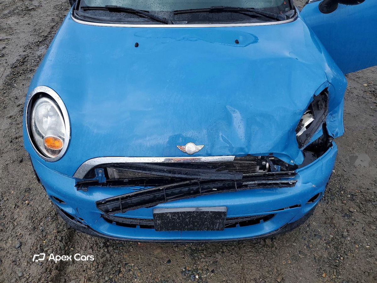 MINI Cooper 2013