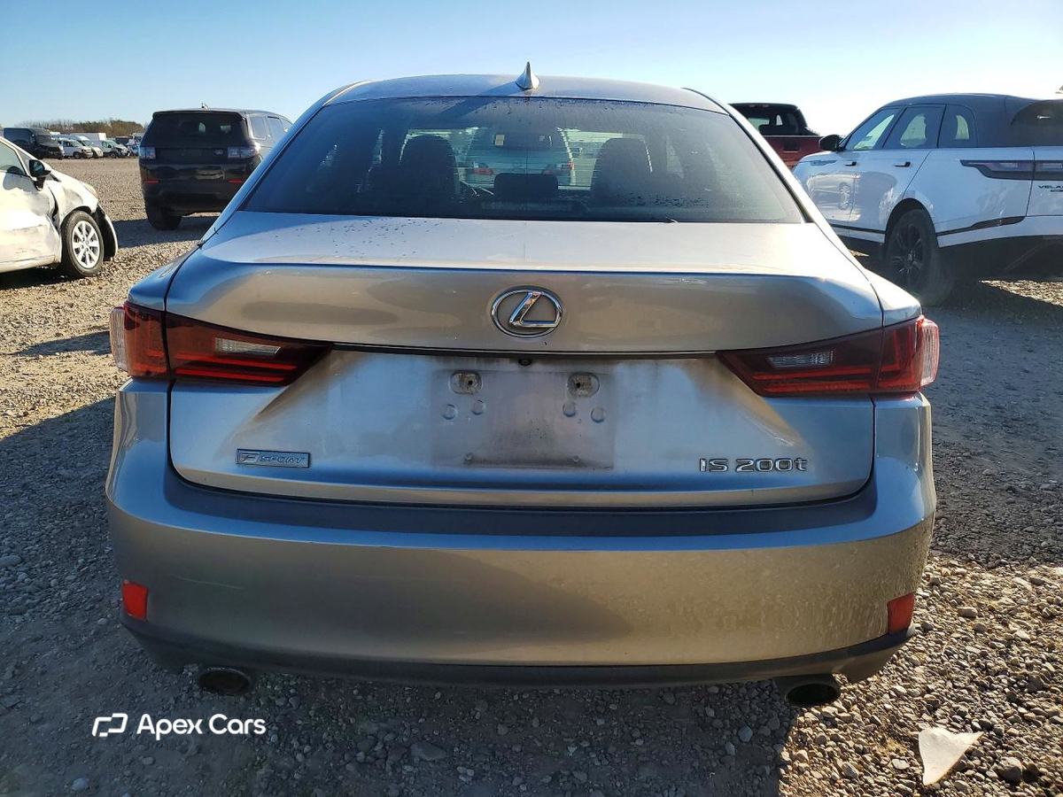 Lexus IS 2016