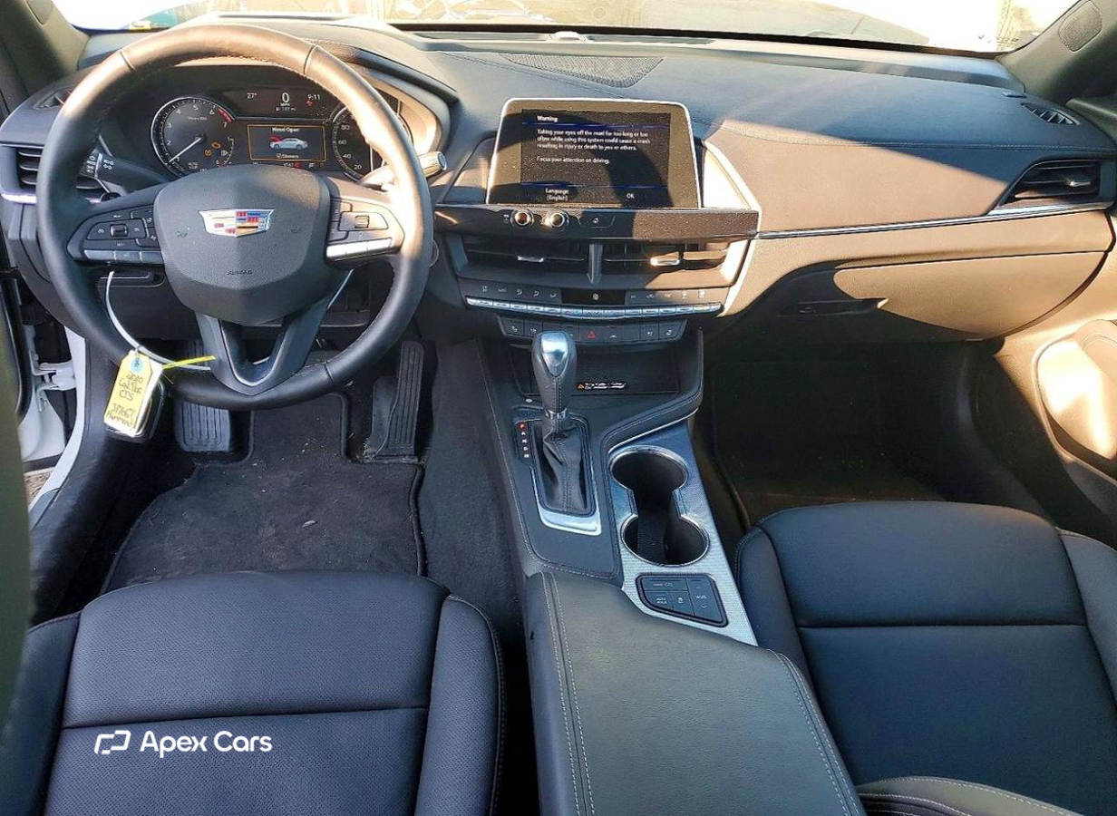 Cadillac CT4 2025