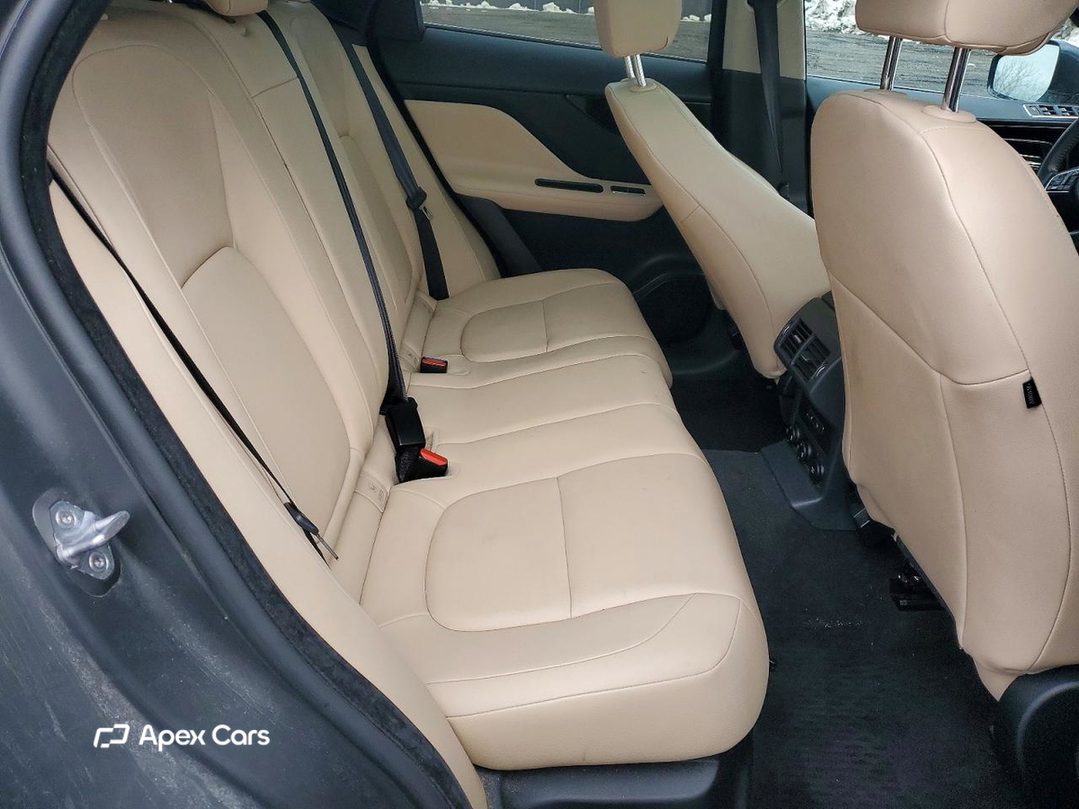 Jaguar F-Pace 2019