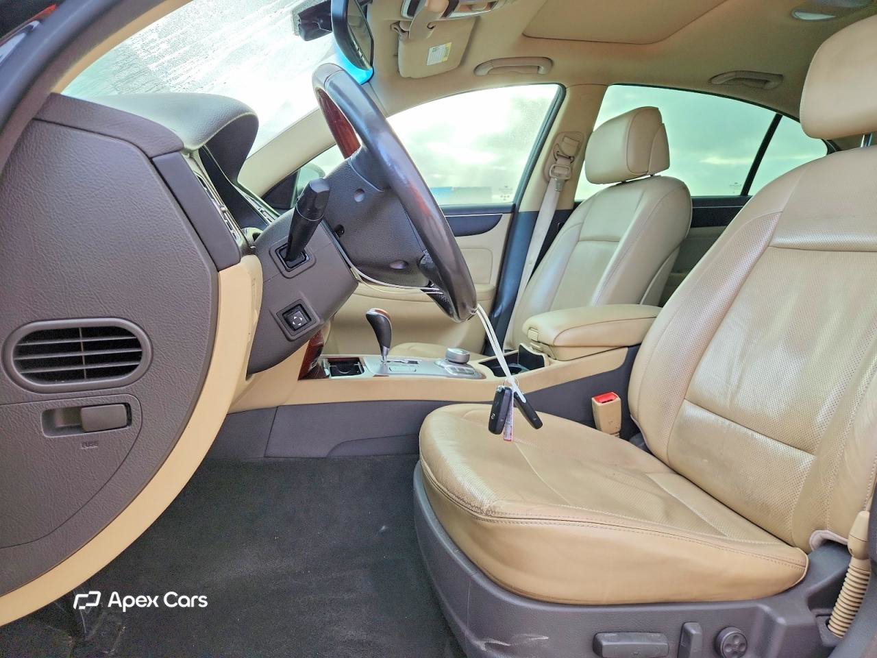 Hyundai Genesis 2012