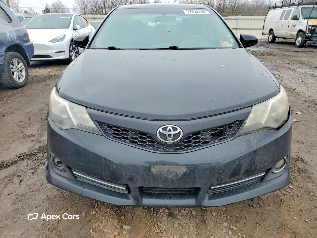 Toyota Camry 2012