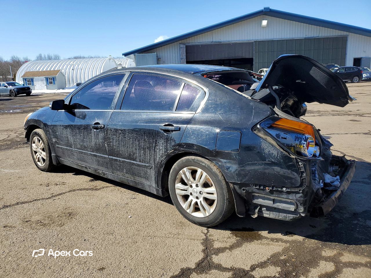 Nissan Altima 2010