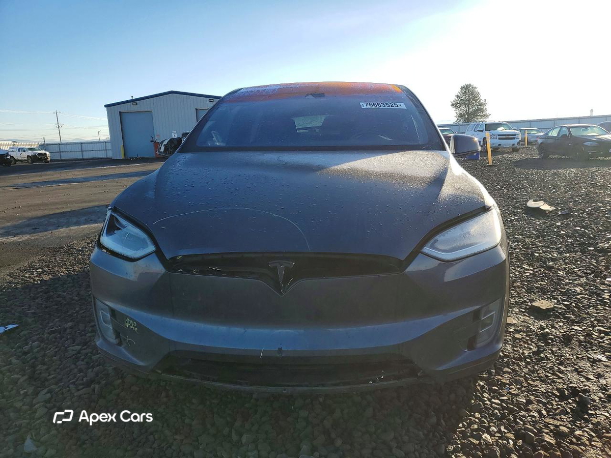 Tesla Model X 2016