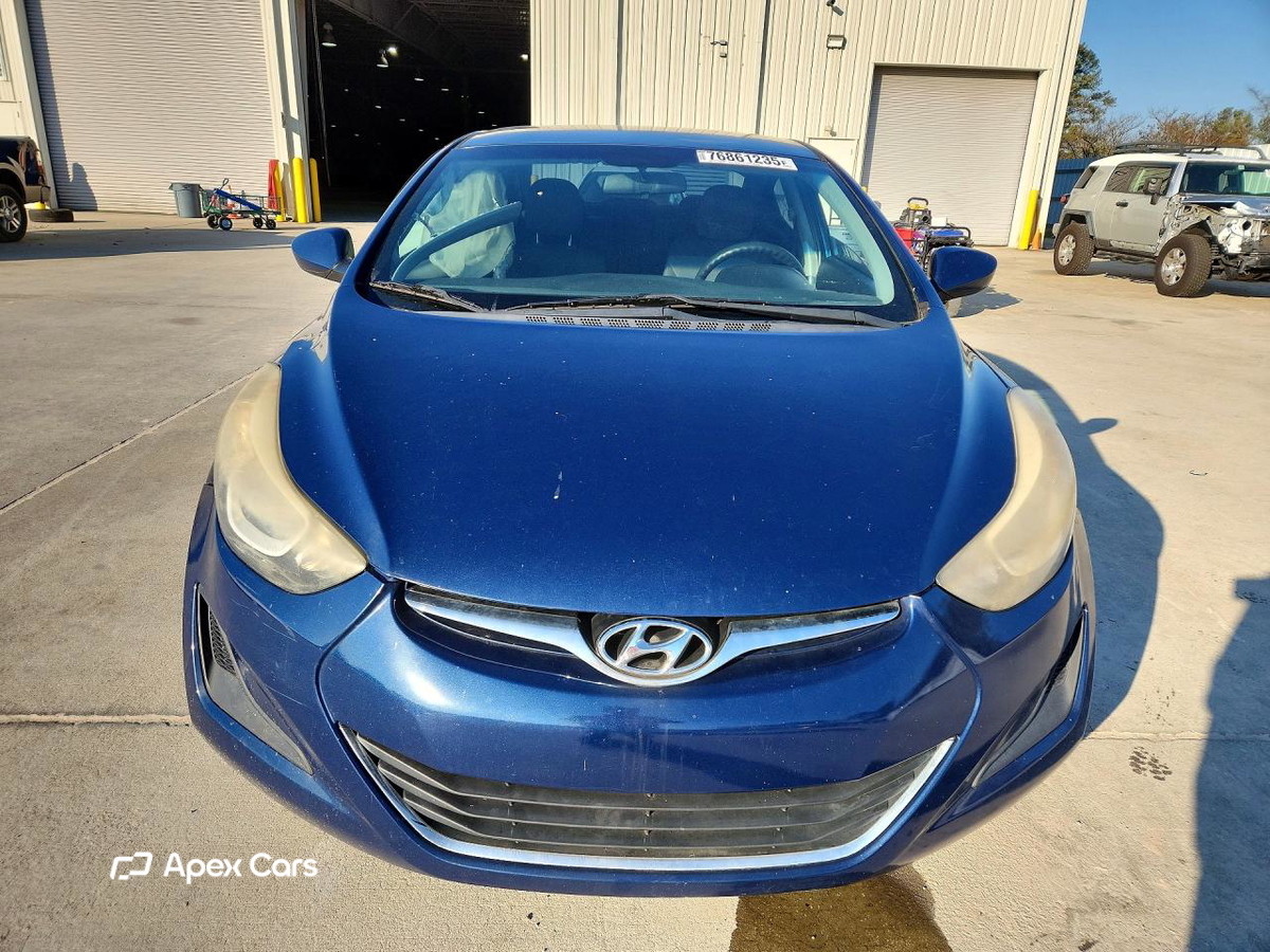 Hyundai Elantra 2015