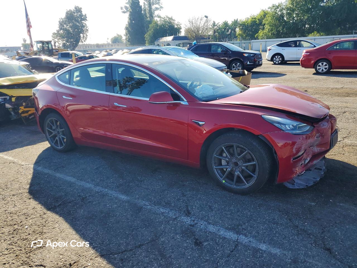 Tesla Model 3 2020