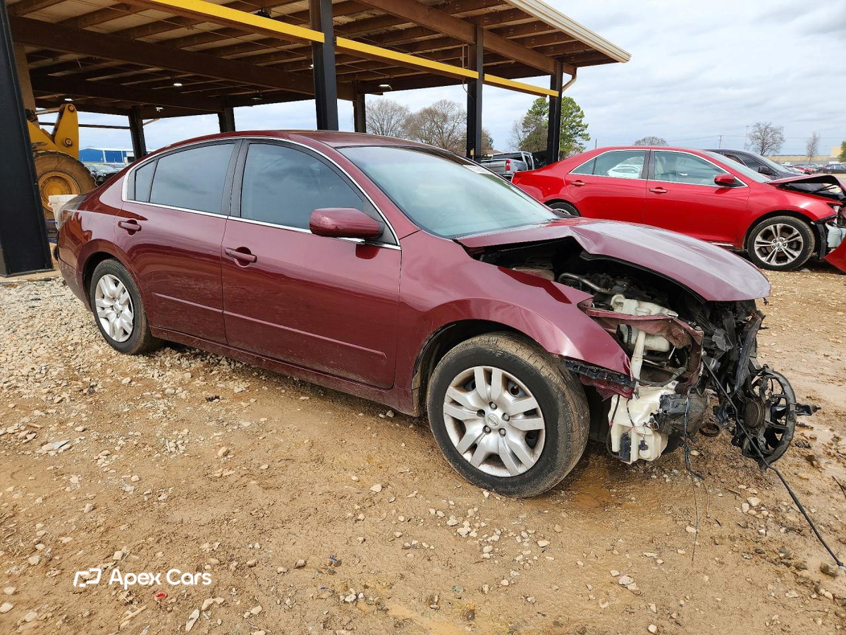 Nissan Altima 2012