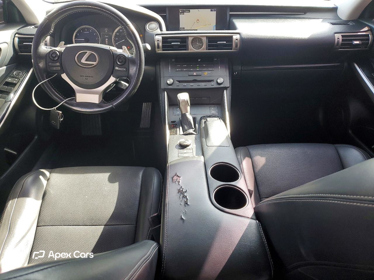Lexus IS 2015