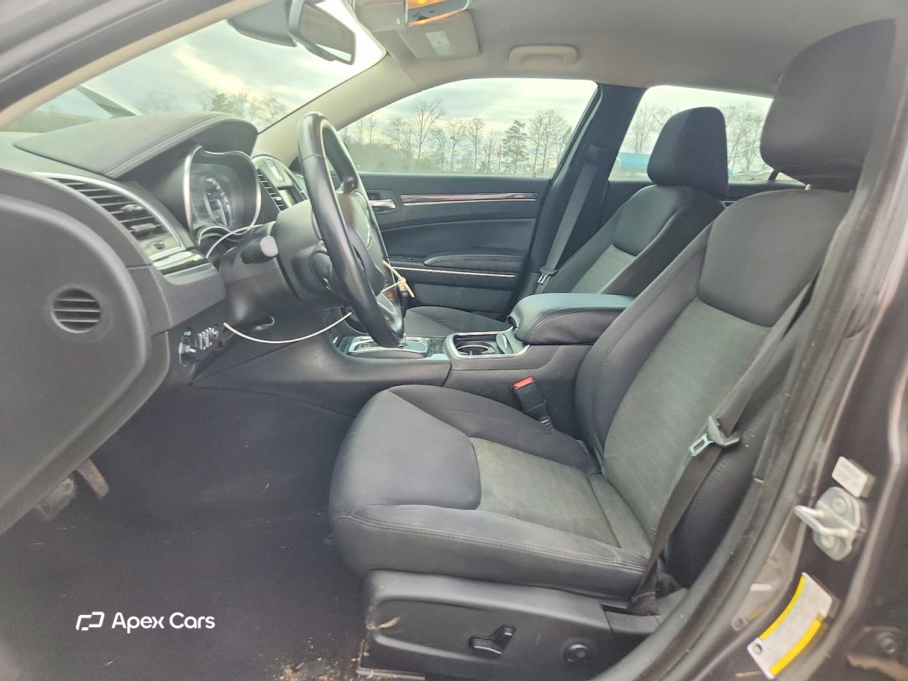 Chrysler 300 2019