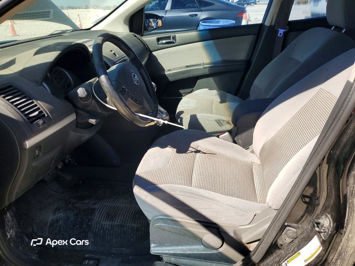 Nissan Sentra 2012