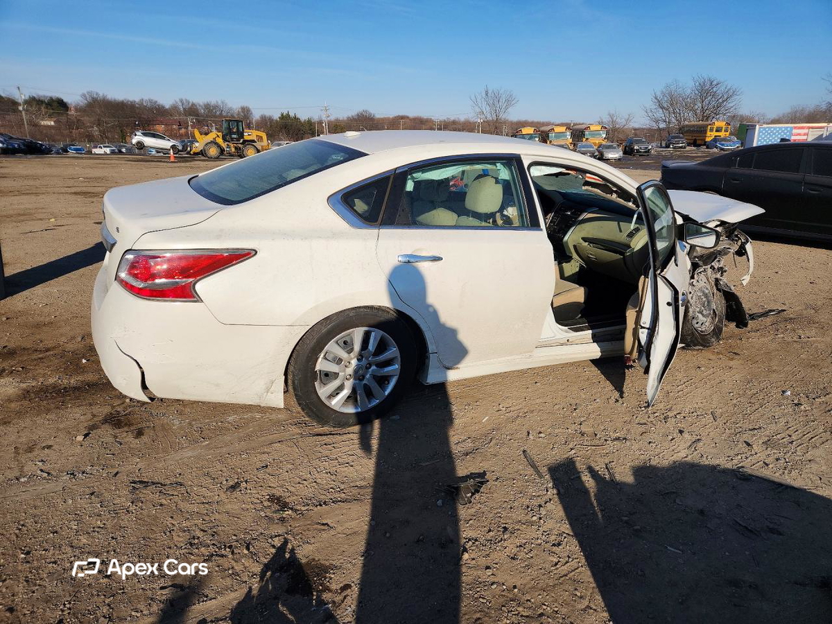 Nissan Altima 2015