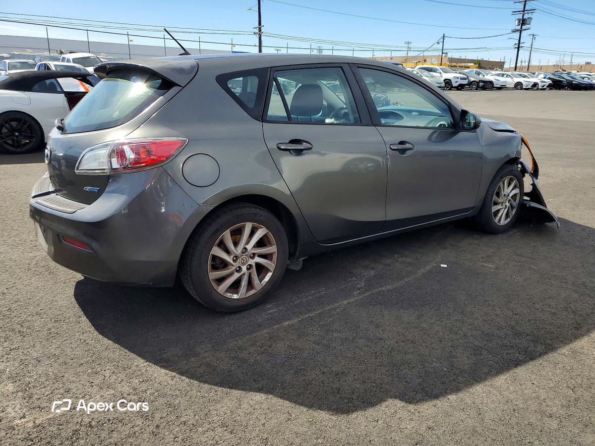 Mazda 3 2012