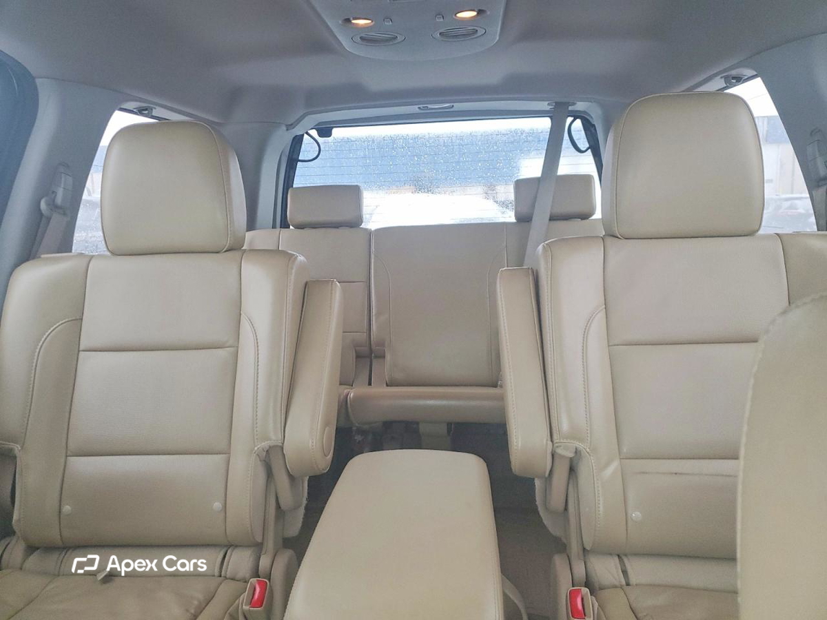 Nissan Armada 2015