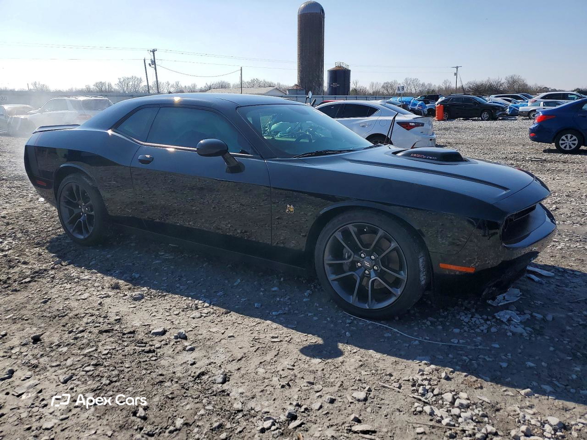 Dodge Challenger 2023