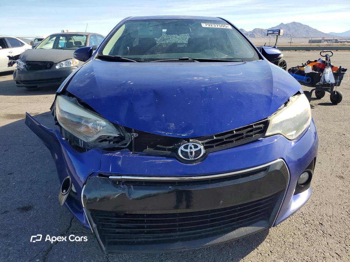 Toyota Corolla 2015