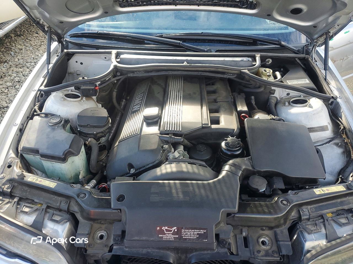 BMW Series 3 2001
