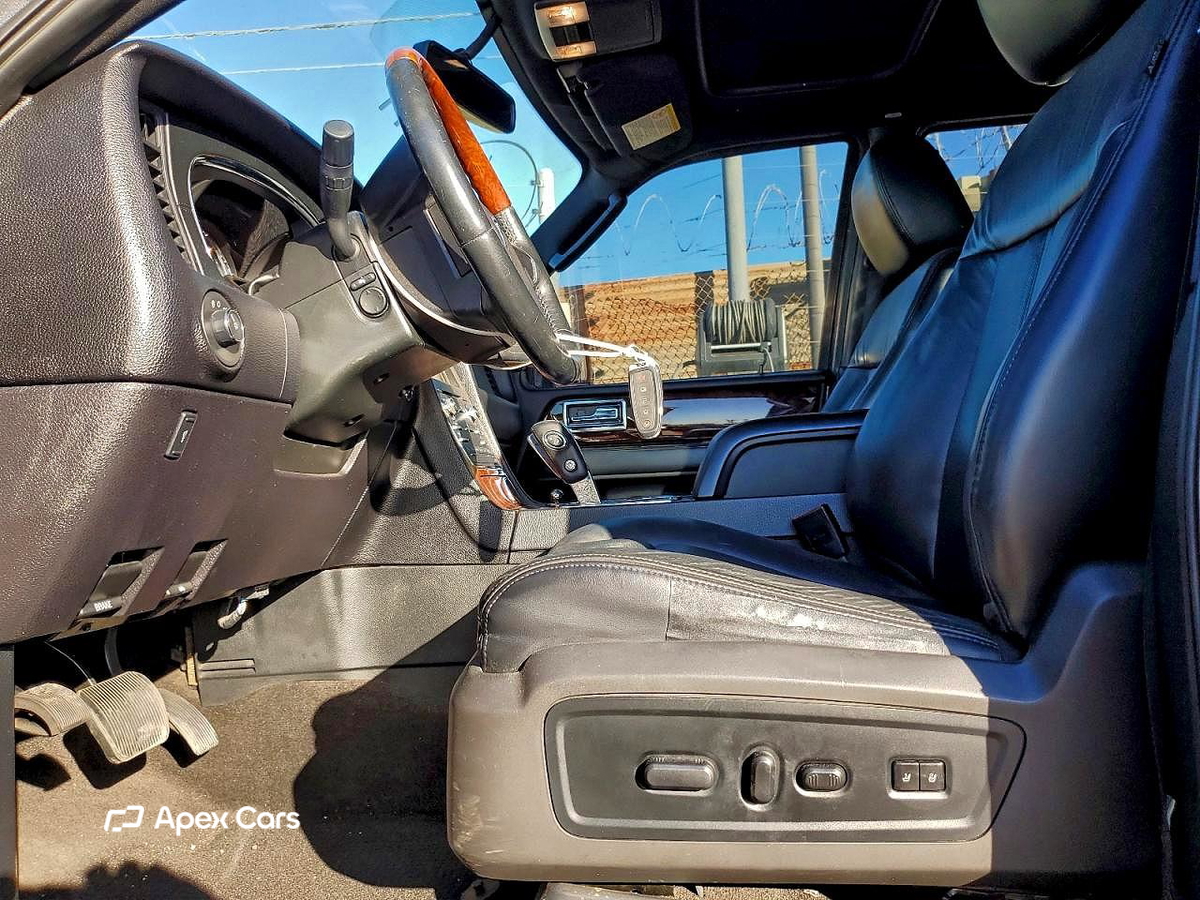 Lincoln Navigator 2015