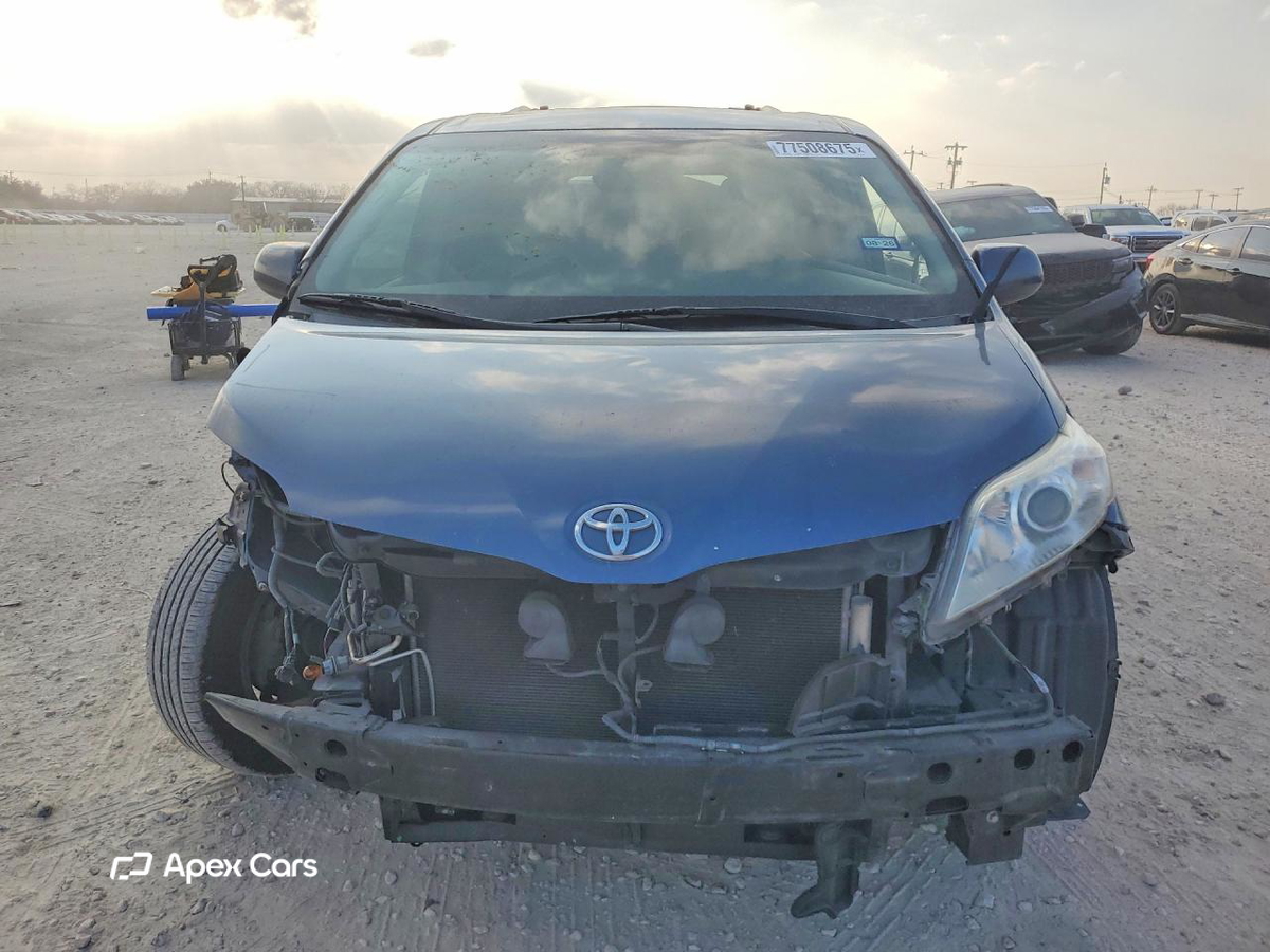 Toyota Sienna 2017