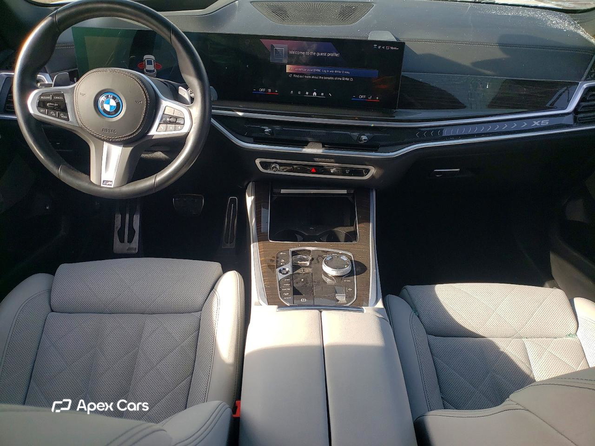 BMW X5 2024