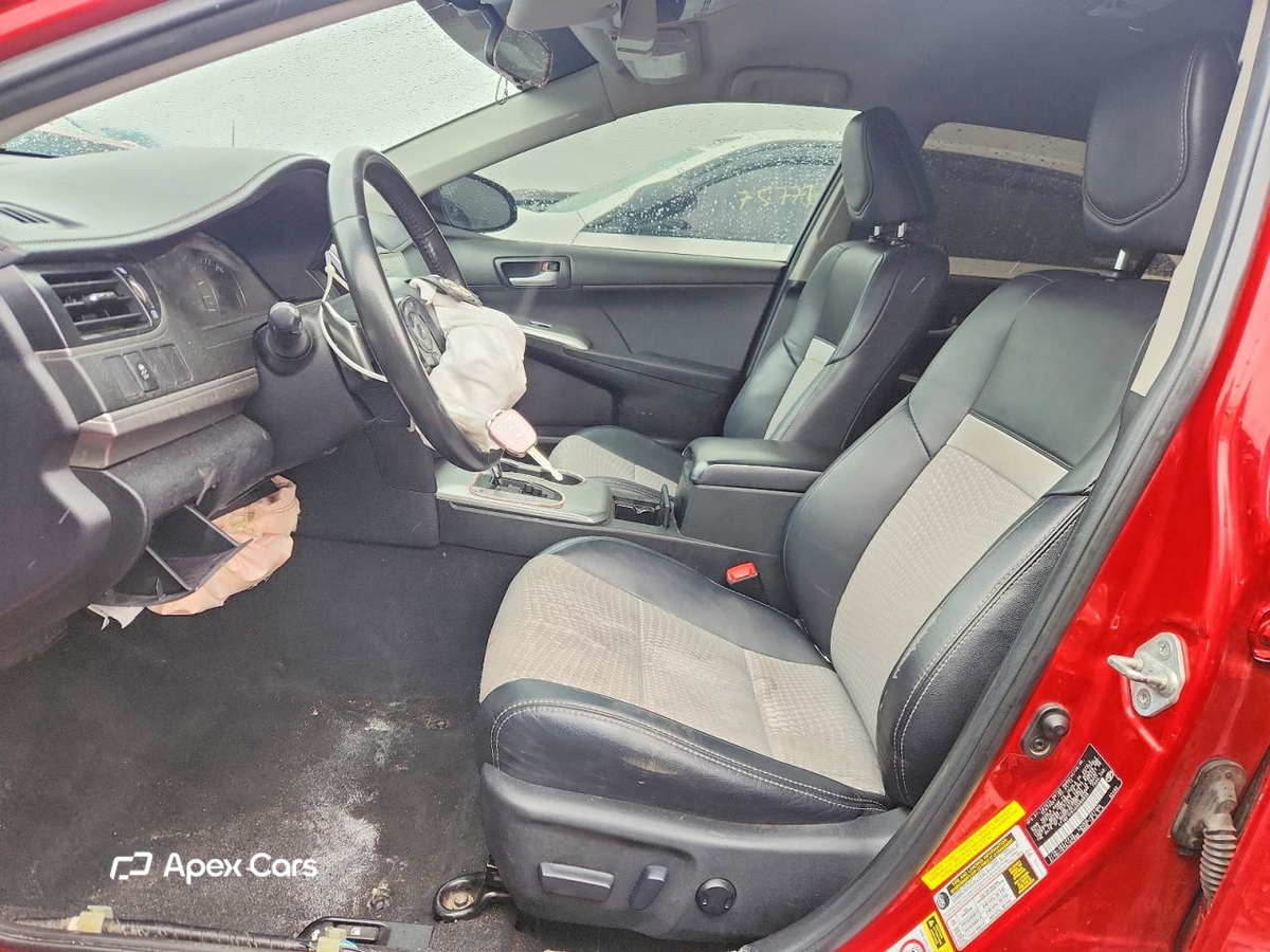 Toyota Camry 2012