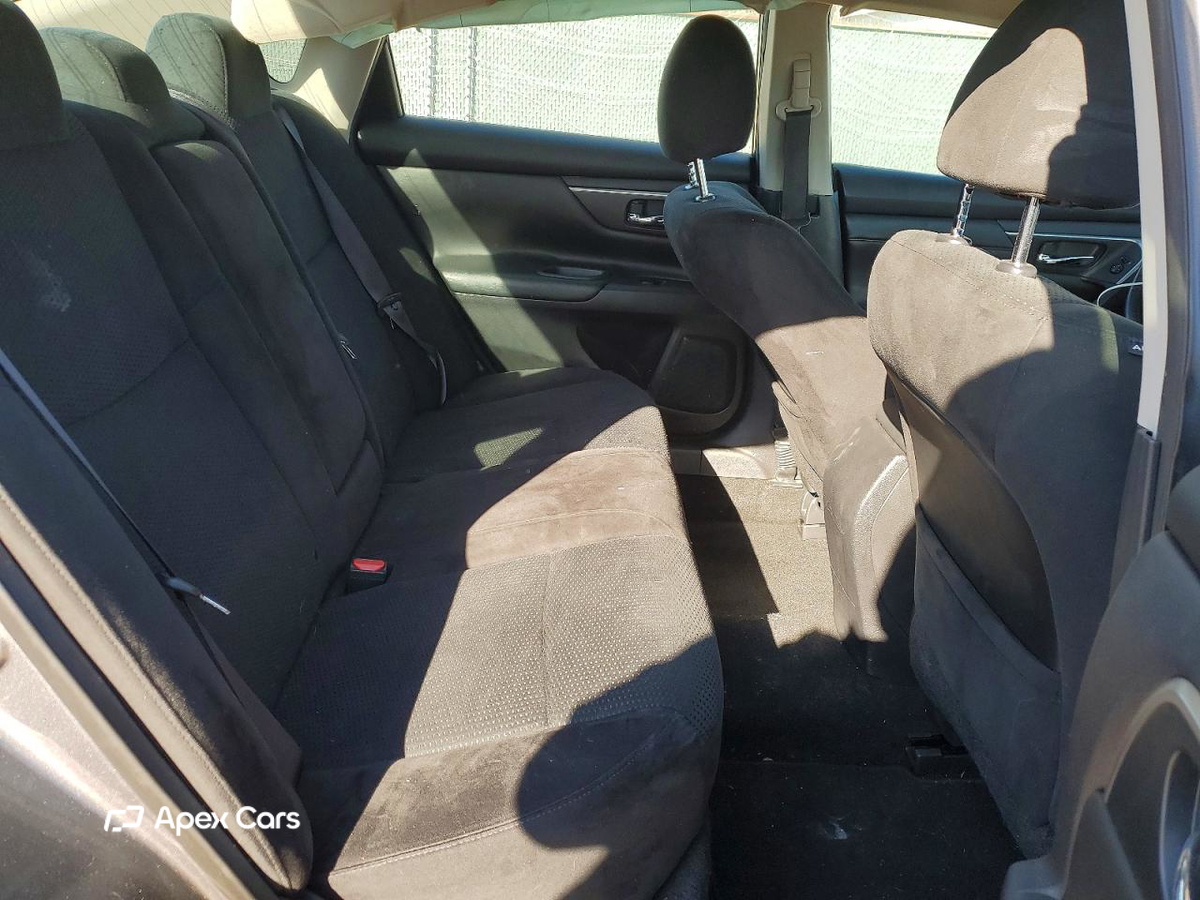 Nissan Altima 2015