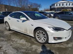 Tesla Model S 2020