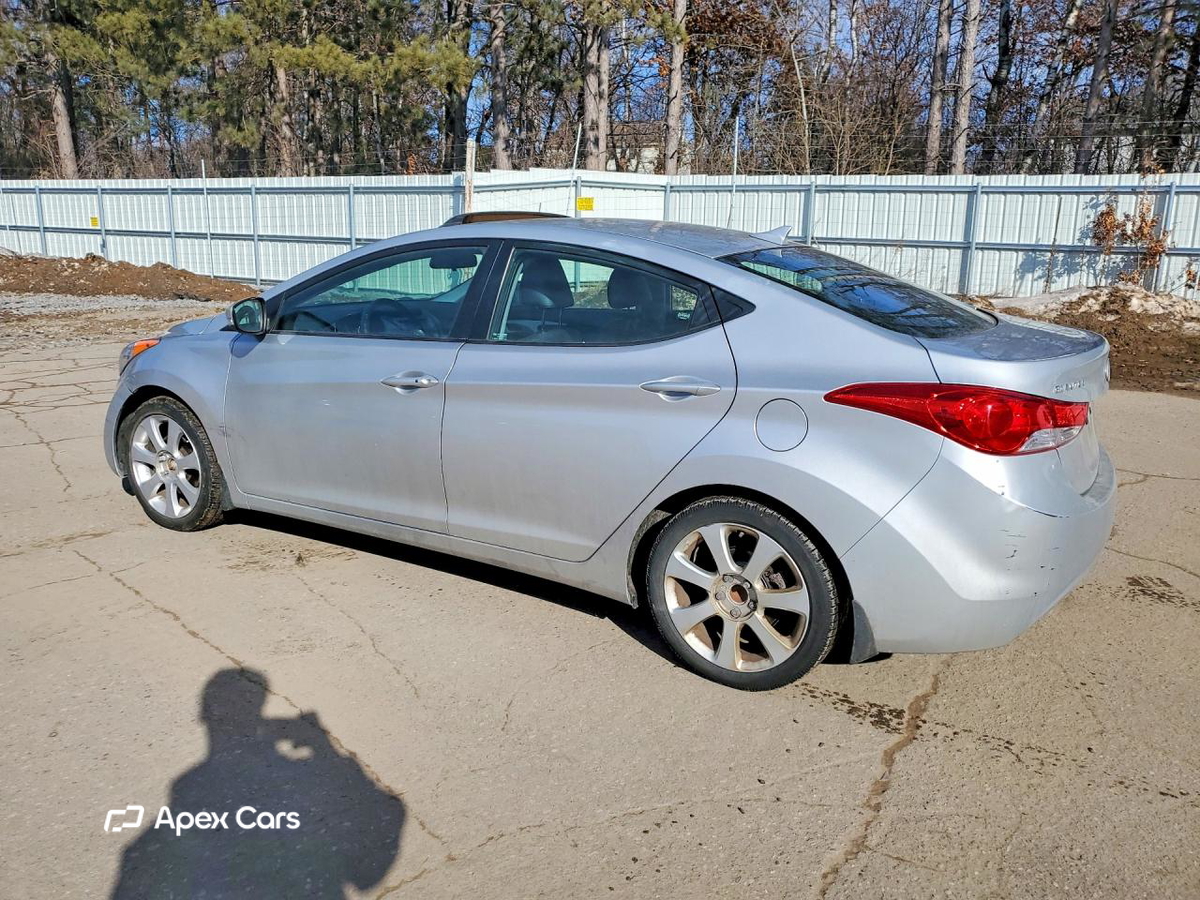 Hyundai Elantra 2013
