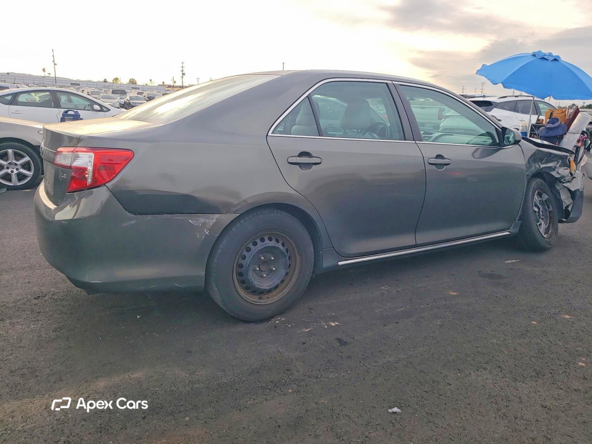Toyota Camry 2012
