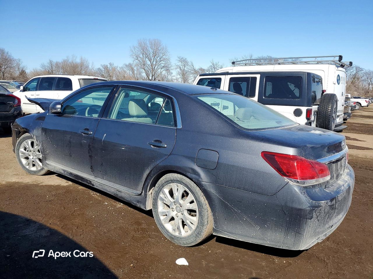 Toyota Avalon 2011