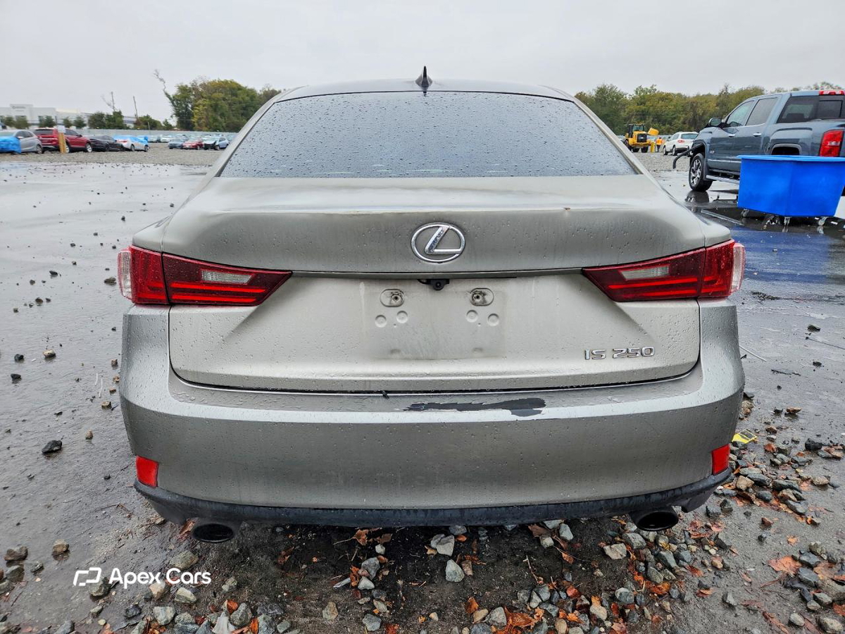 Lexus IS 2014