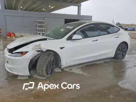 Tesla Model 3 2025 - Image 1 of 13