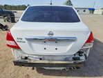 Nissan Versa 2011
