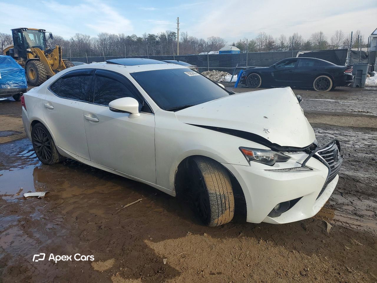 Lexus IS 2015