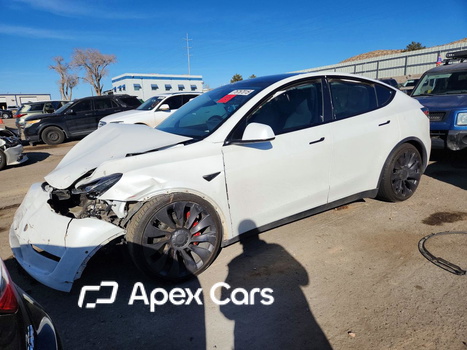 Tesla Model Y 2020 - Zdjęcie 1 z 13