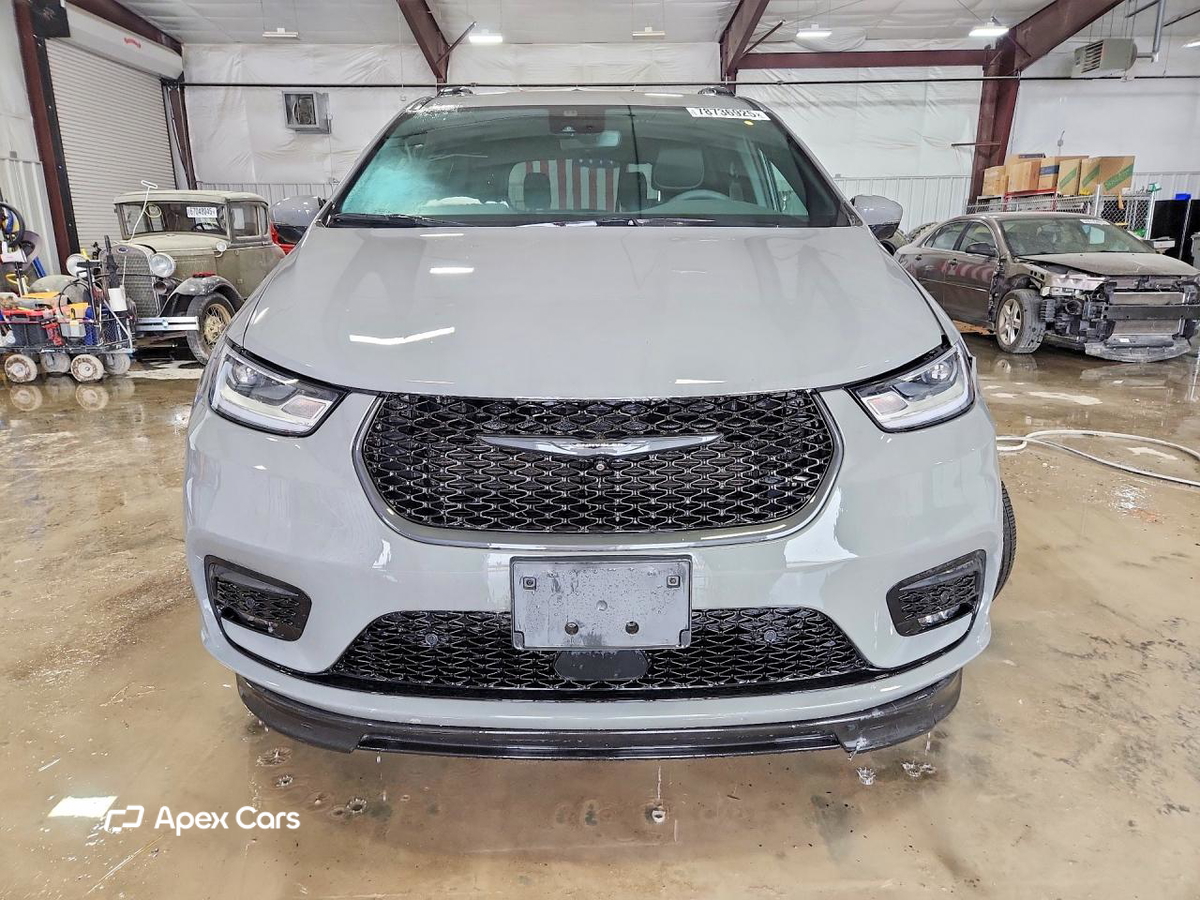Chrysler Pacifica 2023