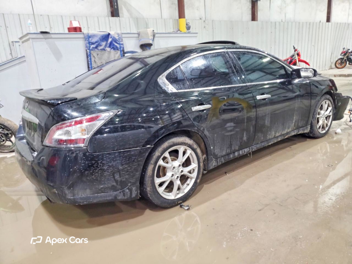 Nissan Maxima 2013