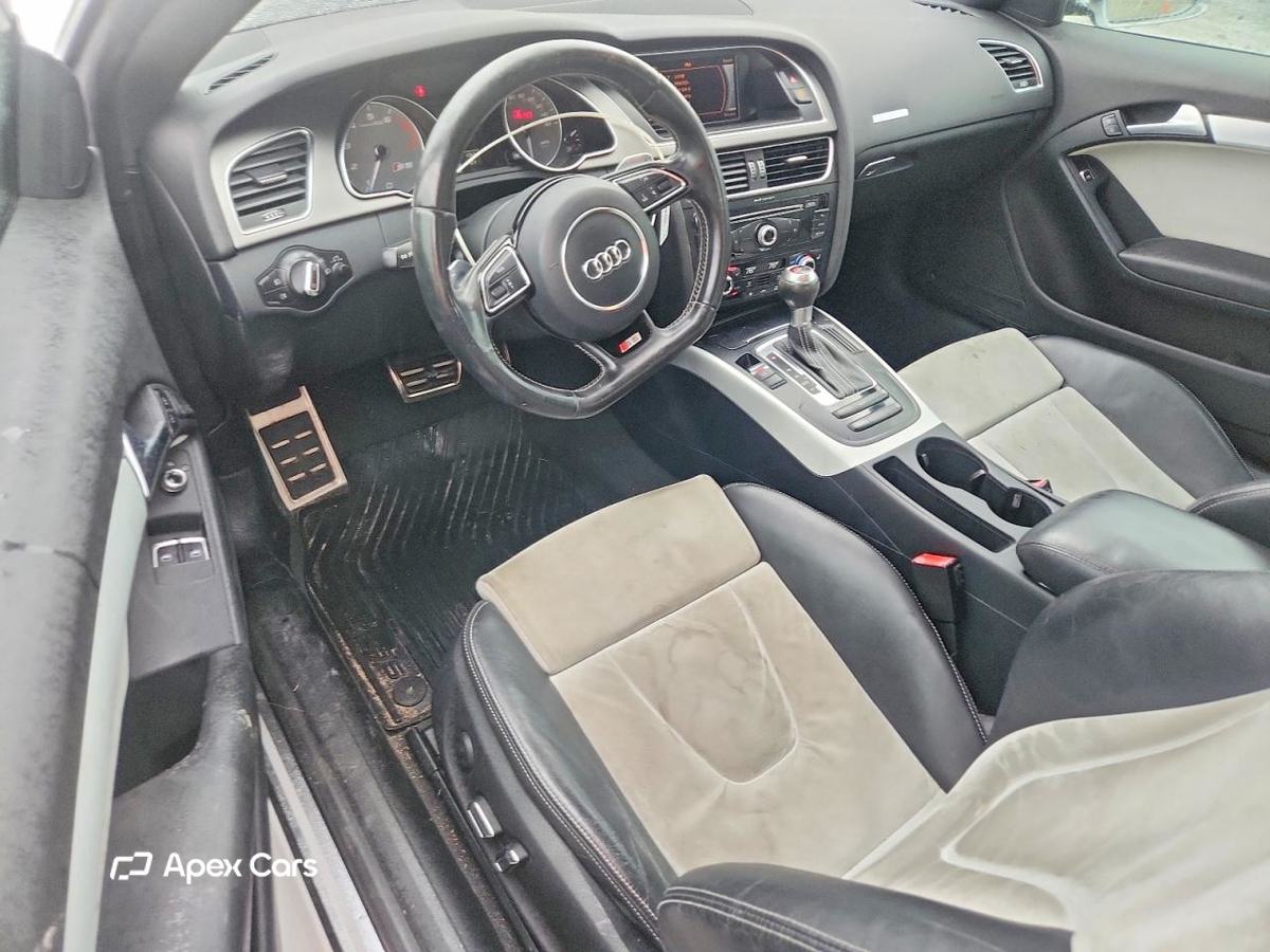 Audi RS5 2013