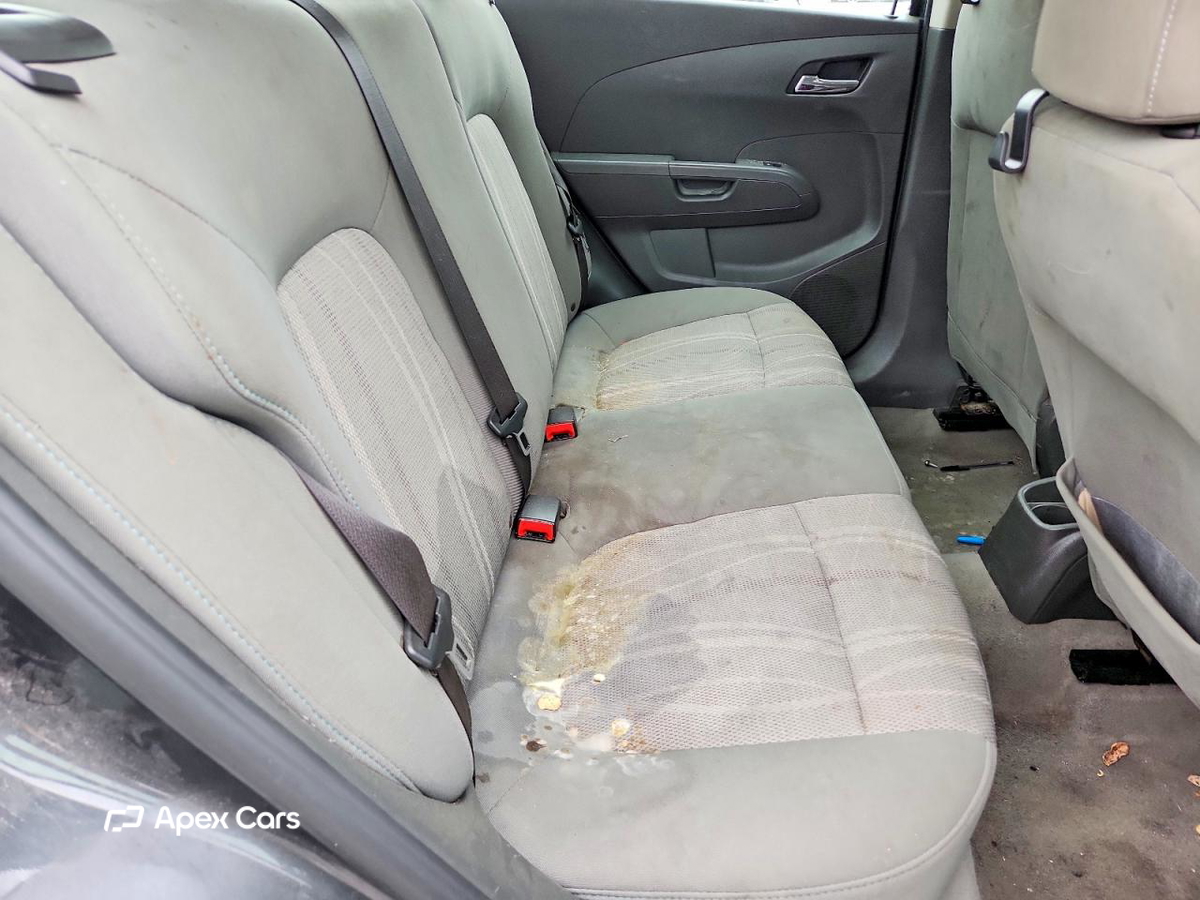 Chevrolet Sonic 2015