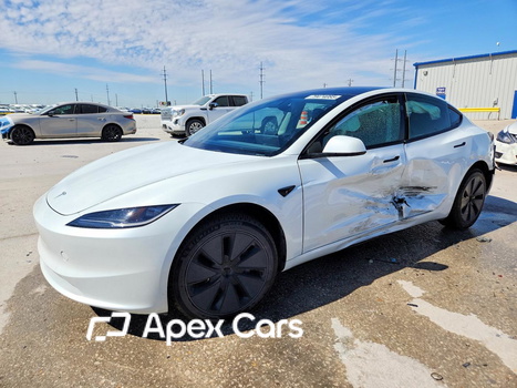 Tesla Model 3 2025 - Image 1 of 13