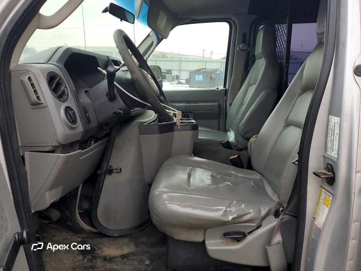 Ford Econoline 2013