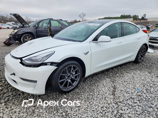 Tesla Model 3 2020 - Image 1 of 14