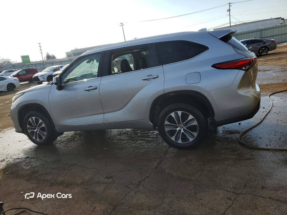 Toyota Highlander 2021